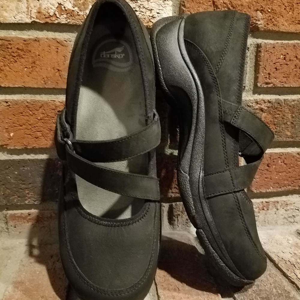 Dansko Women's size 41 Mary Jane Comfort flats!